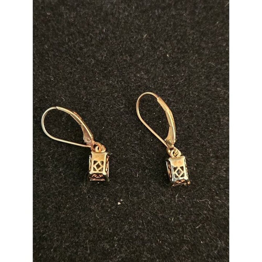 Vintage Gold Tone Leverback Drop Earrings